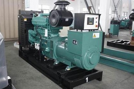 如何預熱柴油發電機組？